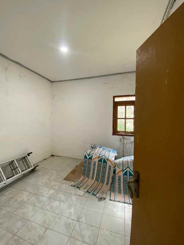 dijual rumah hitung tanah lokasi sulfat kota malang