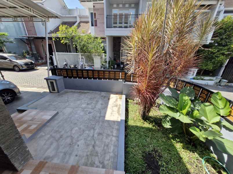 dijual rumah hook lokasi jl ikan gurami kota malang