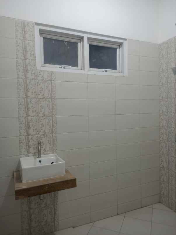 dijual rumah imperial gading