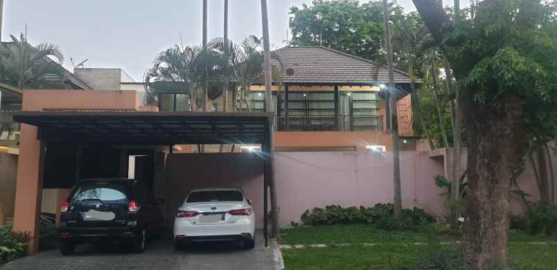 dijual rumah isen international living