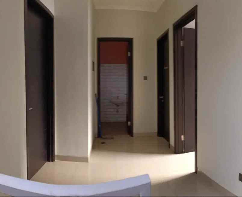 dijual rumah jagakarsa