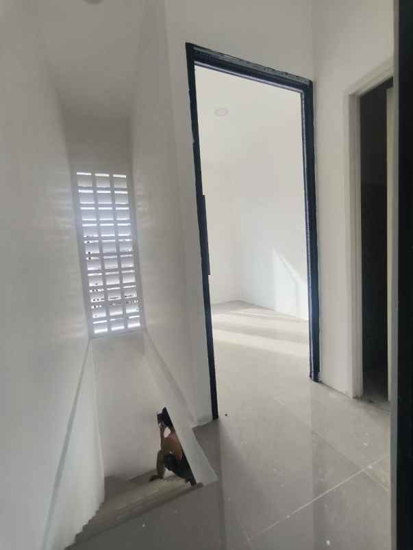 dijual rumah jagakarsa