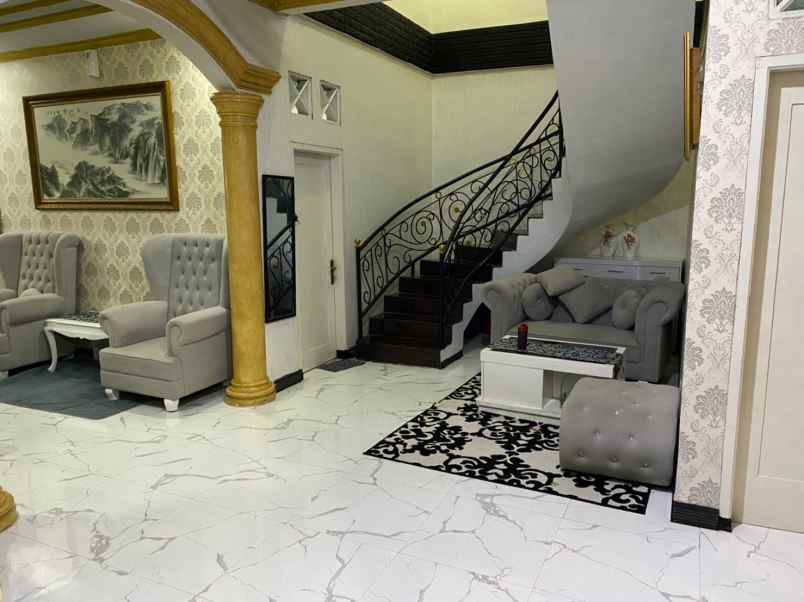 dijual rumah jagakarsa jakarta selatan