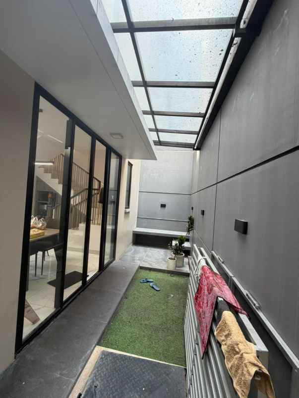 dijual rumah jakarta garden city asya