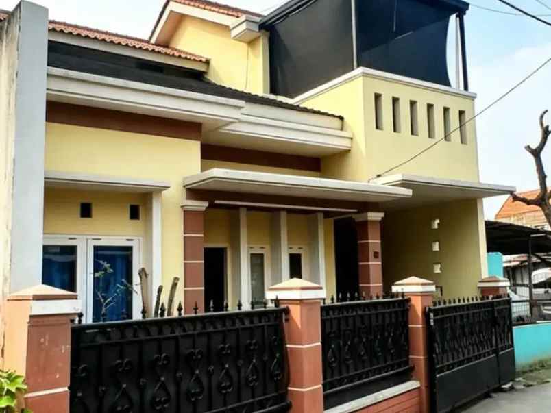 dijual rumah jakasampurna bekasi