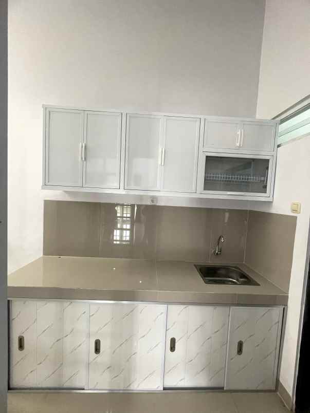 dijual rumah jalan alternatif kota