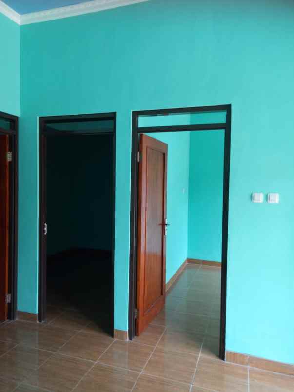 dijual rumah jalan alternatif kota