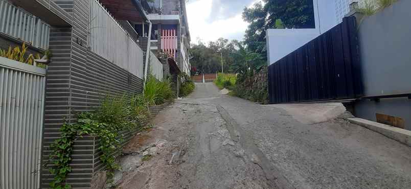 dijual rumah jalan bojongkoneng