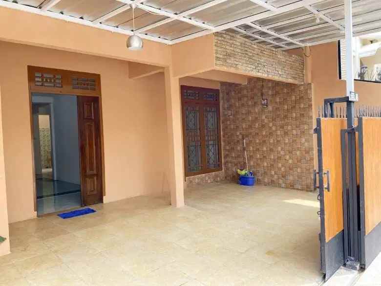 dijual rumah jalan gading raya pondok