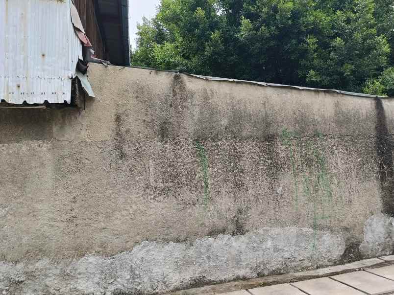 dijual rumah jalan gunung sahari