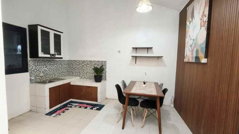 dijual rumah jalan imogiri barat