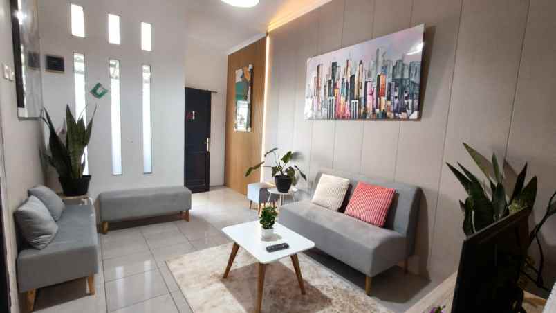 dijual rumah jalan imogiri barat