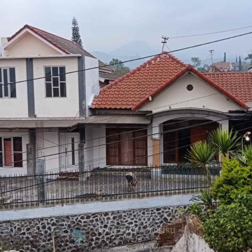 dijual rumah jalan kenanga bumiaji kota