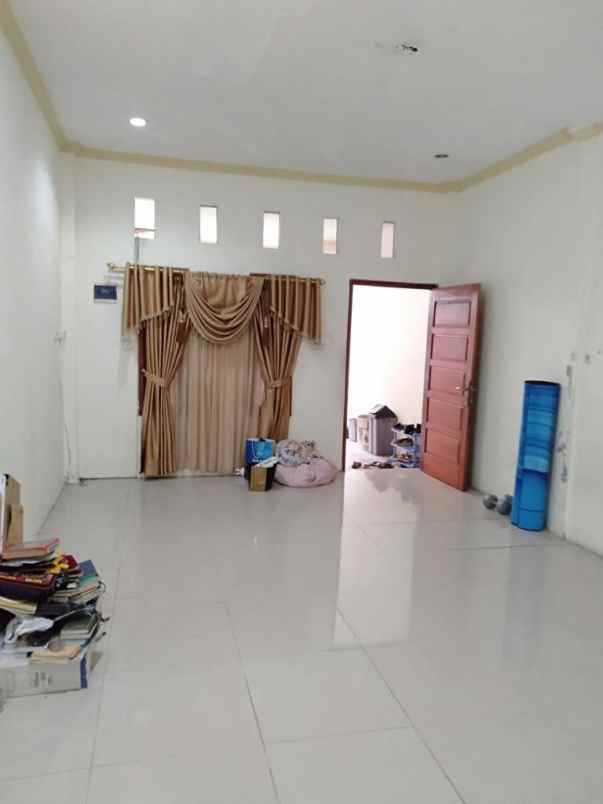 dijual rumah jalan krukut