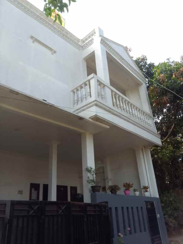 dijual rumah jalan manggis