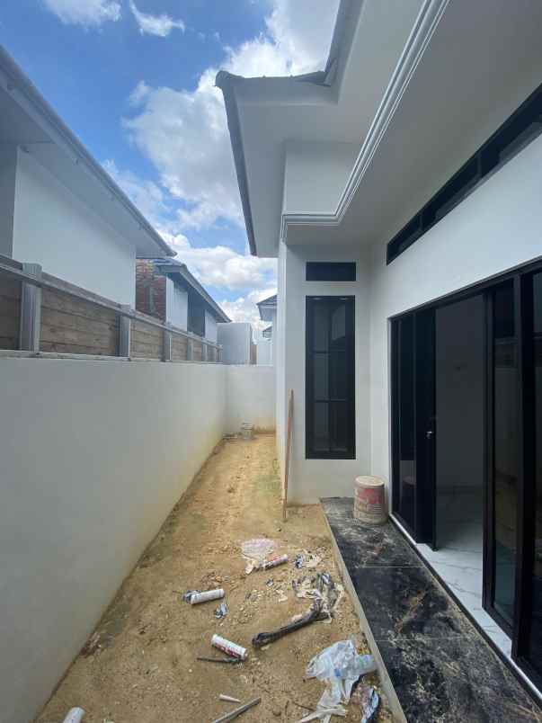 dijual rumah jalan melur panam pekanbaru