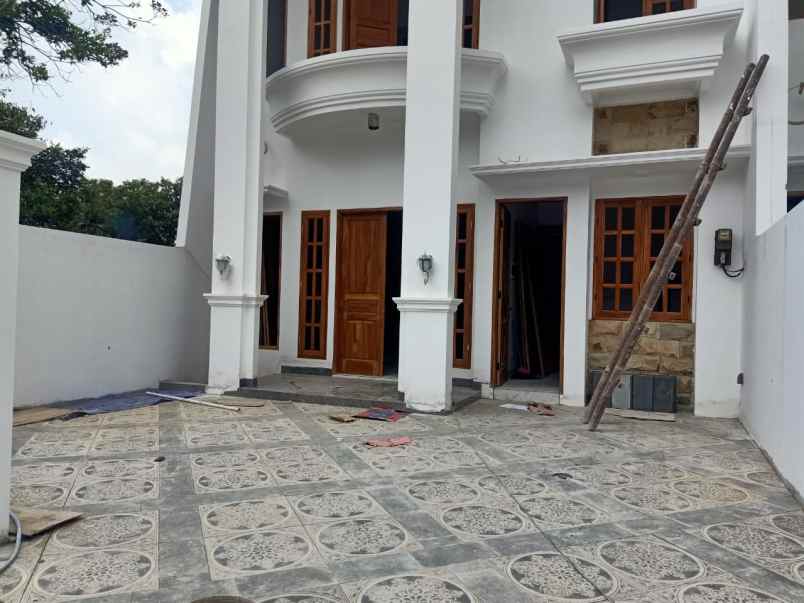 dijual rumah jalan pendidkan raya no 25