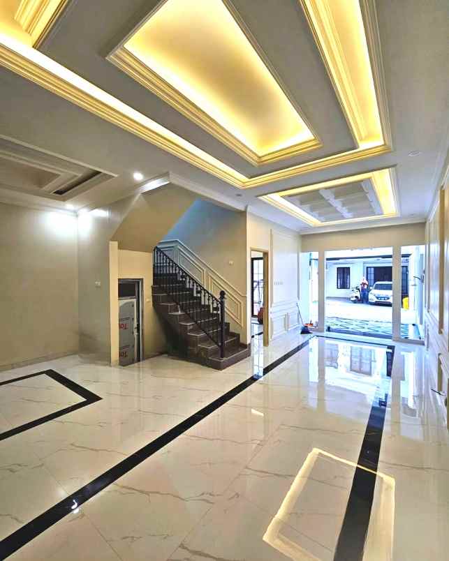 dijual rumah jalan raya jagakarsa