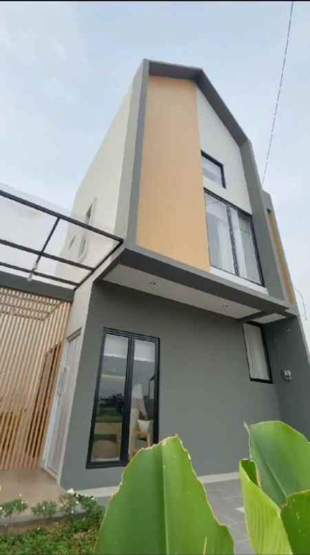 dijual rumah jalan raya serpong bsd