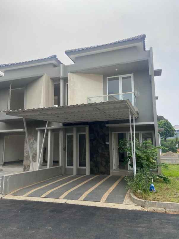 dijual rumah jalan raya tanah baru