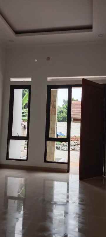 dijual rumah jalan salak