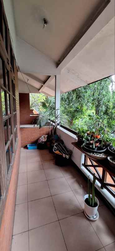 dijual rumah jalan simo gunung barat