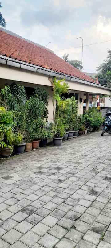 dijual rumah jalan soleh iskandar kota