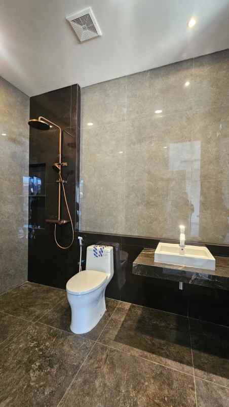 dijual rumah jalan sutorejo kec mulyorejo