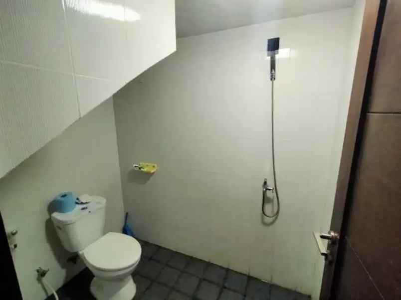 dijual rumah jatibening