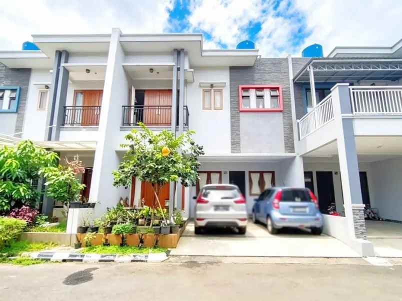 dijual rumah jatibening