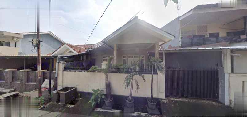 dijual rumah jatiluhur