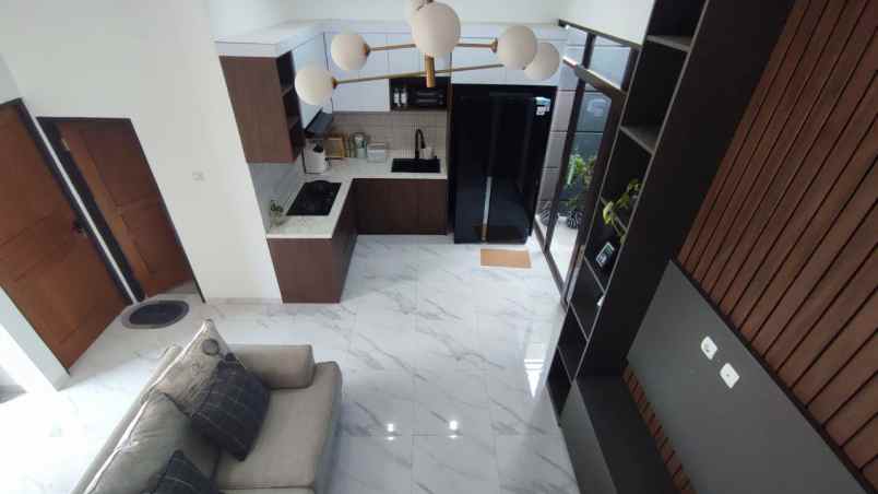 dijual rumah jatisari kec cangkuang