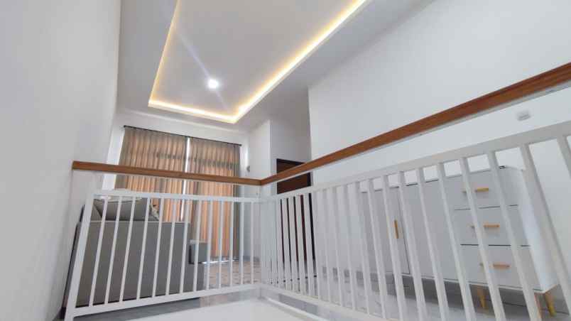 dijual rumah jatisari kec cangkuang