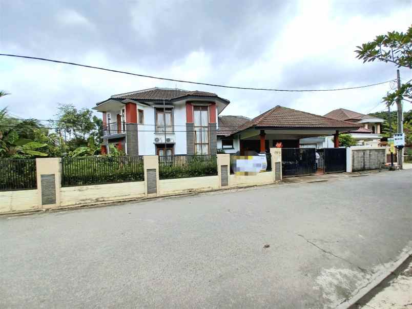 dijual rumah jatiwaringin bekasi jawa barat