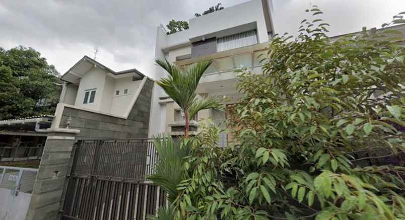 dijual rumah ji setraduta cemara