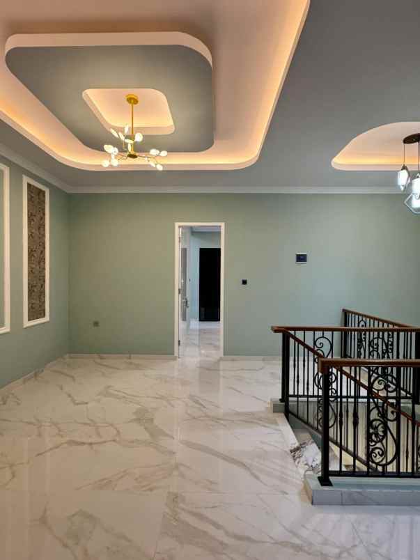 dijual rumah jl abadi