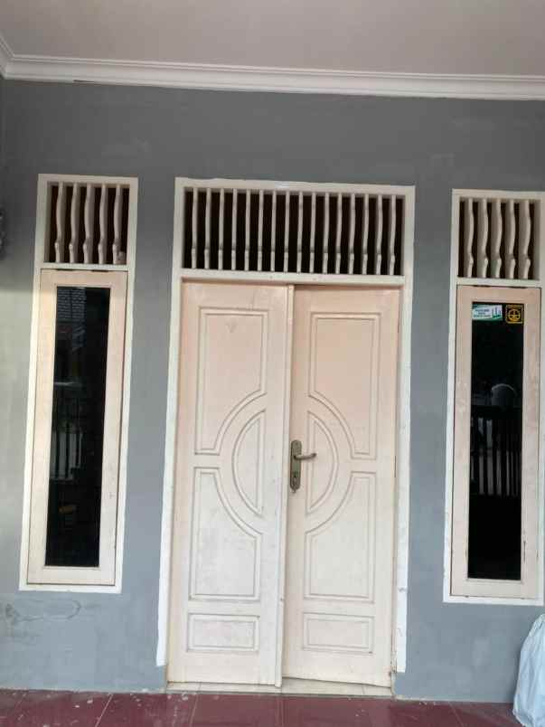 dijual rumah jl air hitam