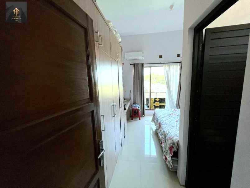 dijual rumah jl awiligar cikutra