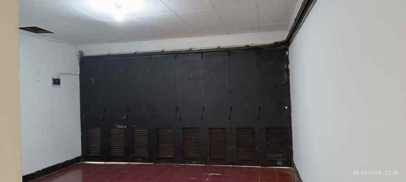 dijual rumah jl babakan jeruk sukajadi