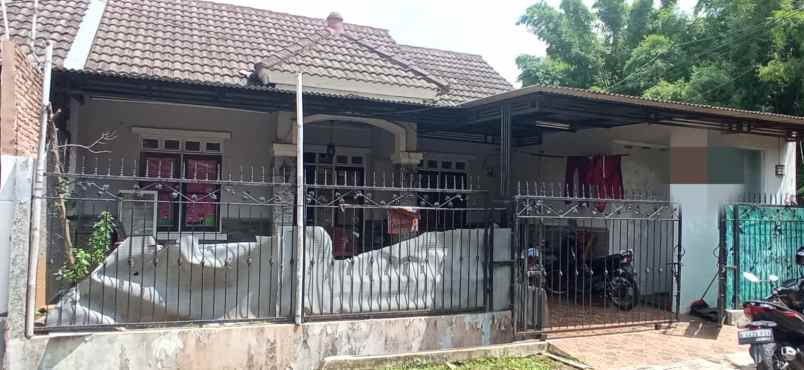 dijual rumah jl bekasi timur regency 1