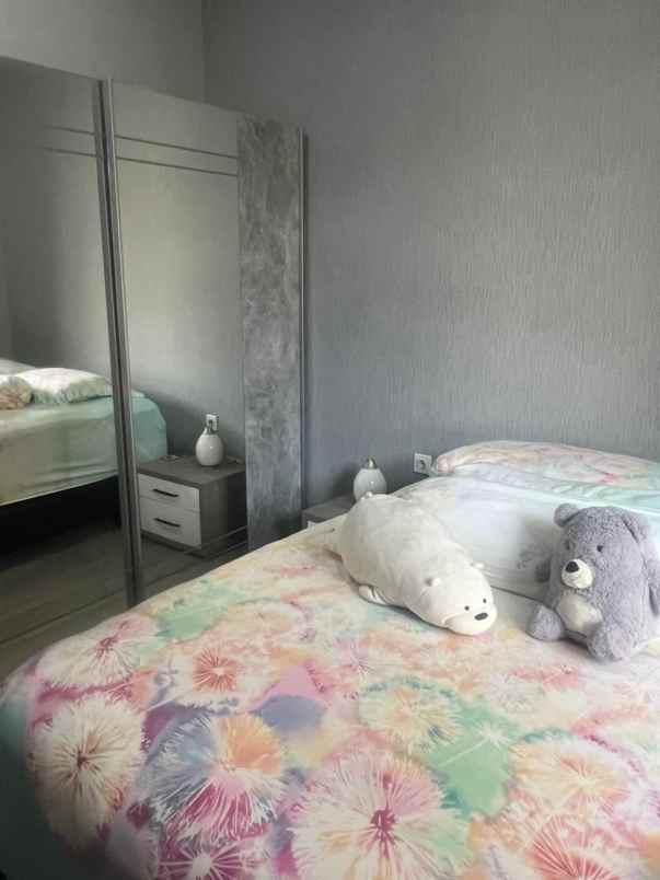 dijual rumah jl bouevard raya gading