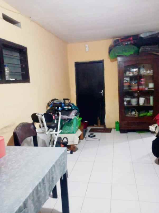 dijual rumah jl bunga srigading malang