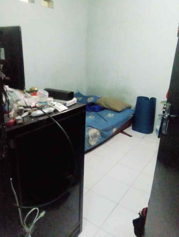 dijual rumah jl bunga srigading malang