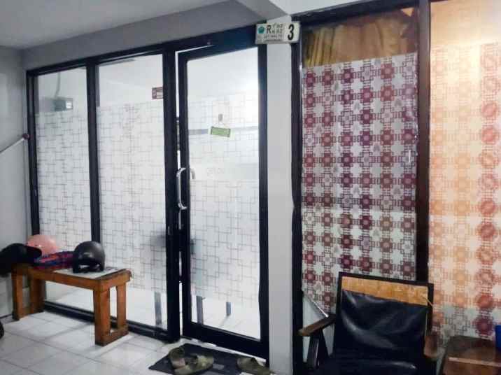 dijual rumah jl bunga srigading malang