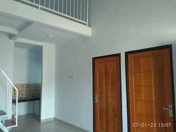 dijual rumah jl ciben8ng raya setu kab