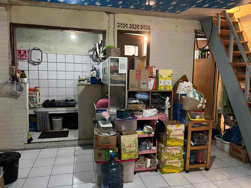 dijual rumah jl cibolerang gang taruna 4