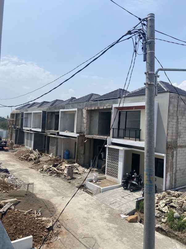 dijual rumah jl cikoneng bojongsoang