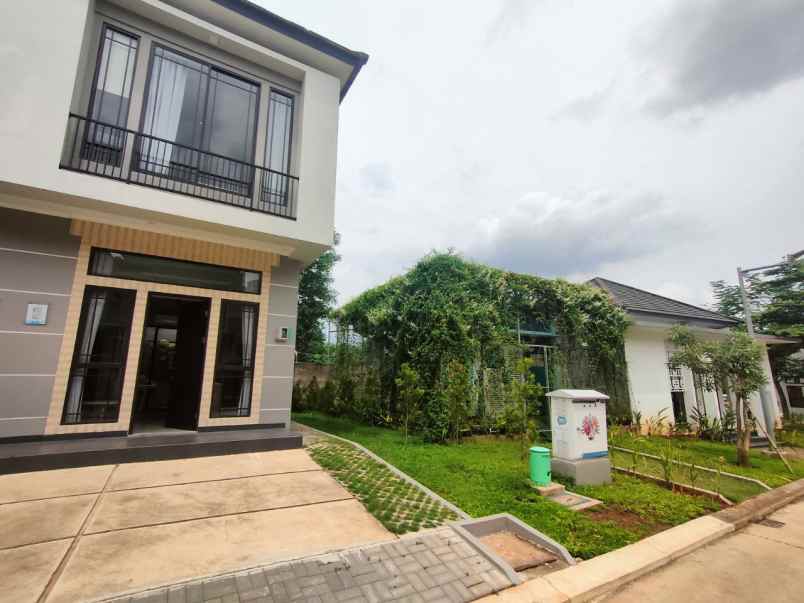 dijual rumah jl emerald terace jatisari