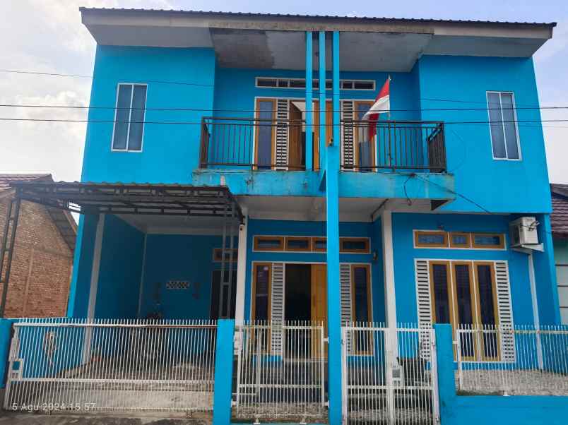 dijual rumah jl garuda sakti km2