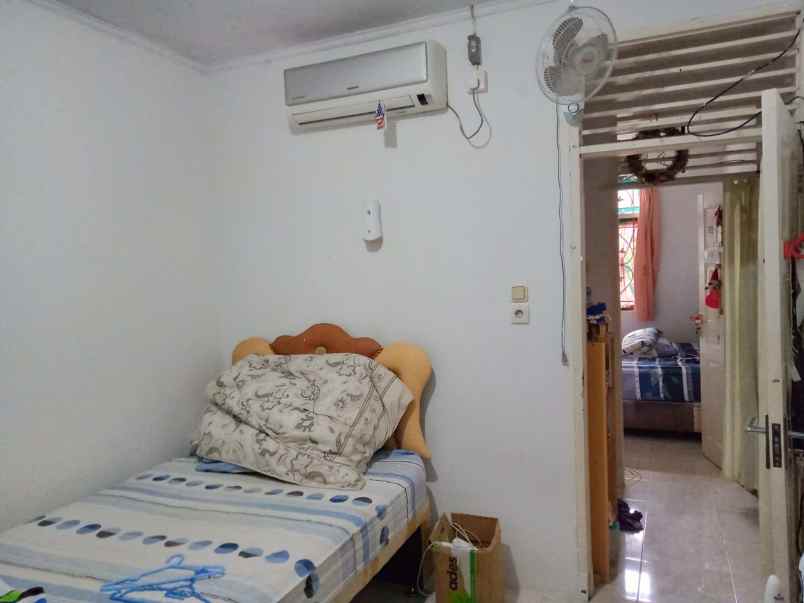 dijual rumah jl indrapuri